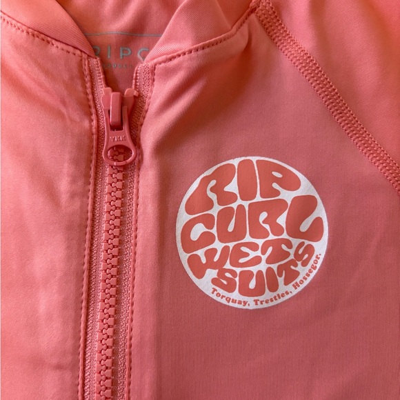 Women’s Zippered Rip Curl Rash Guard - Picture 3 of 5